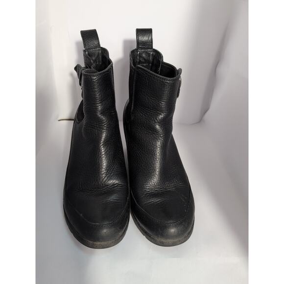 UGG 6.5 Arleta black waterproof leather used with wear/dirt - Picture 1 of 10